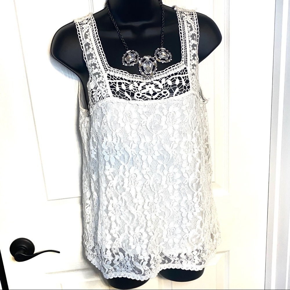 Forever 21 White Lace Tank
